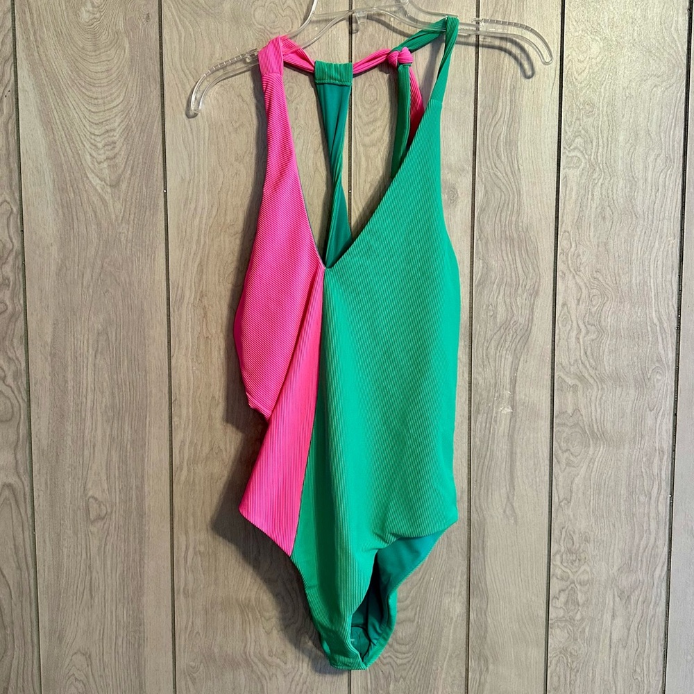 NWT Beach Riot Nia One Piece - Picture 4 of 9